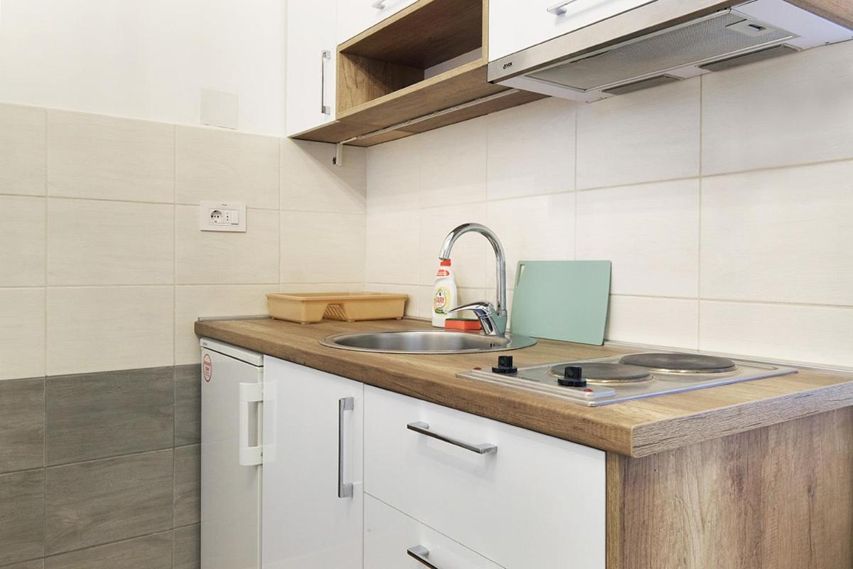 Ikar Apartments Белград Номер фото